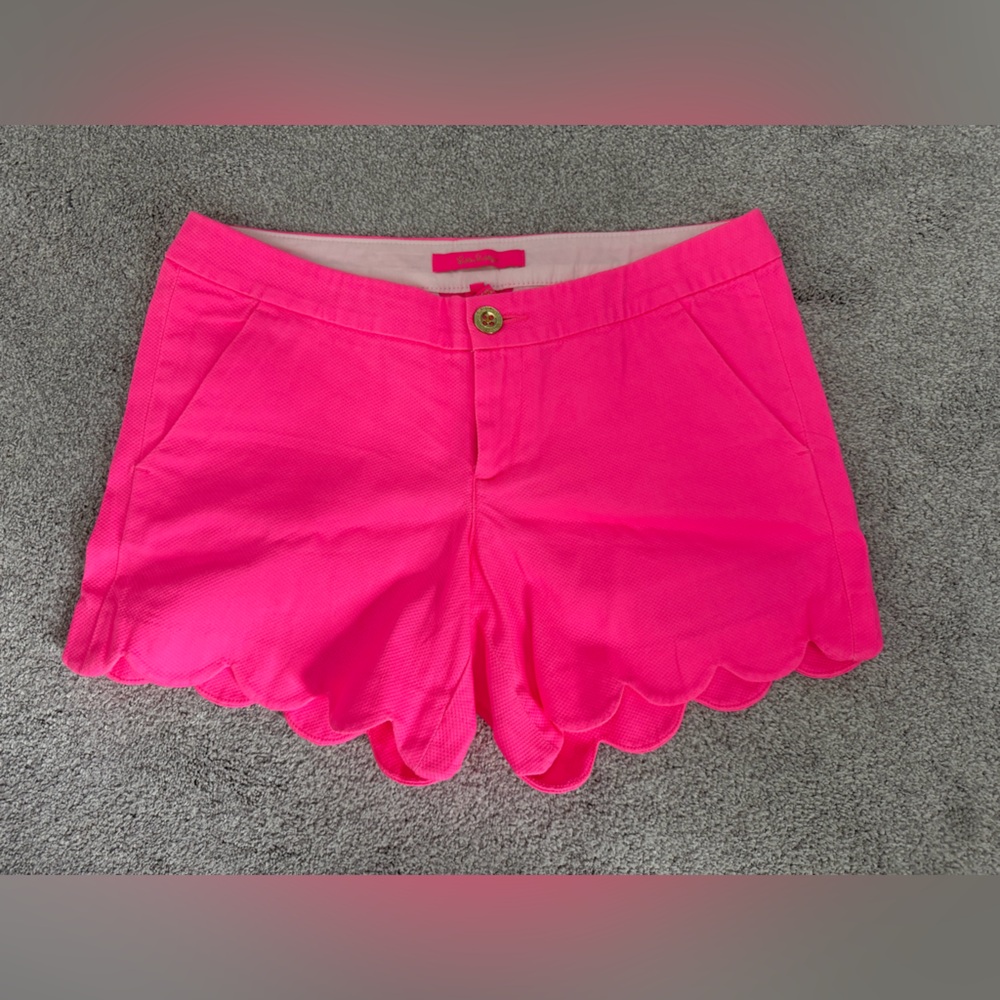 Lilly Pulitzer Buttercup Stretch Shorts
